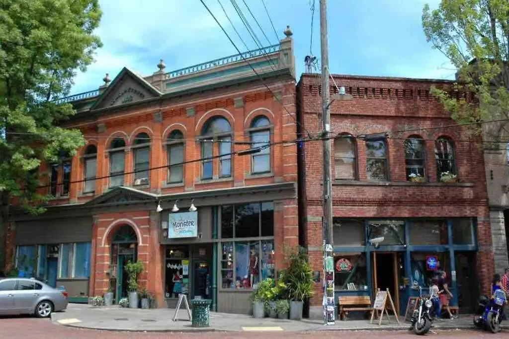 Holiday home Best Location In Charming Downtown Ballard! Rare Find! Seattle